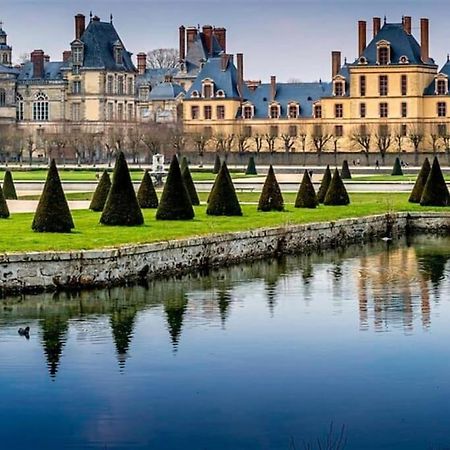 The King Duplex In The Enter Of Fontainebleau Apartment Стая снимка